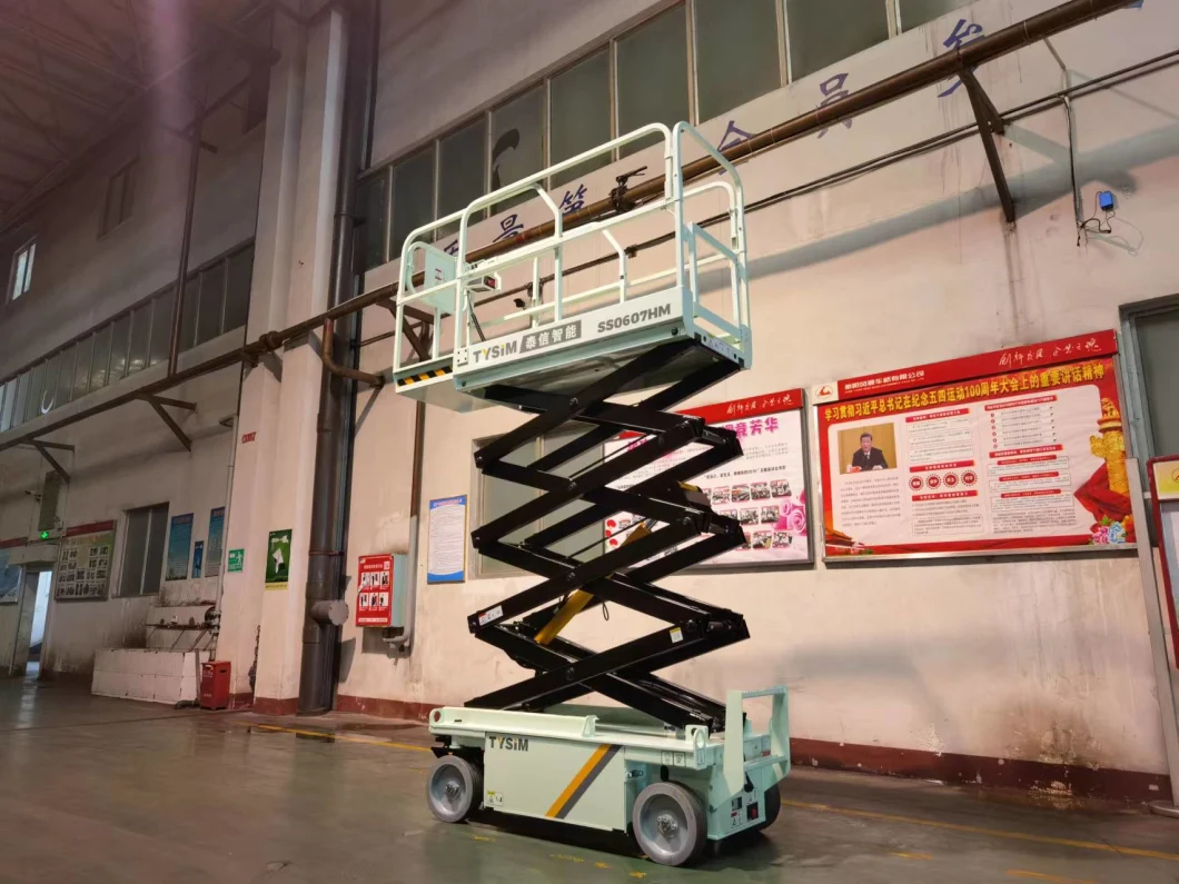 Professional Self Propelled Electric Motor Portable Hydraulic Scissor Lift Tables with Guardrail